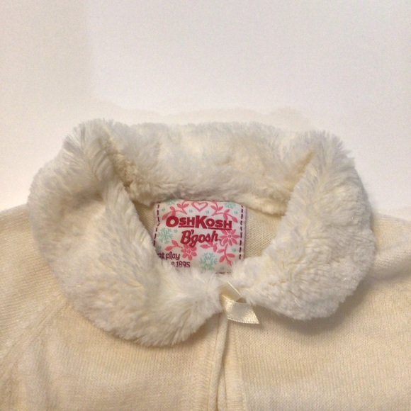 OshGosh B’gosh Girl’s Cream Colored Sweater with Faux Fur Size 24 months - Picture 4 of 9